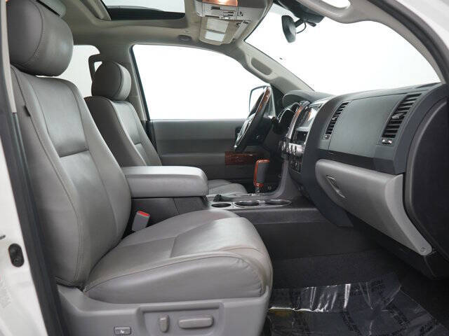 2021 Toyota Sequoia Platinum