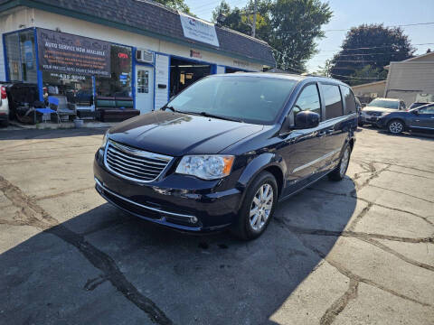 2013 Chrysler Town and Country for sale at MOE MOTORS LLC in South Milwaukee WI