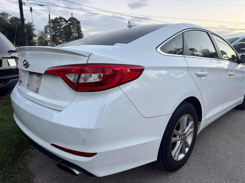 2017 Hyundai Sonata SE photo 4