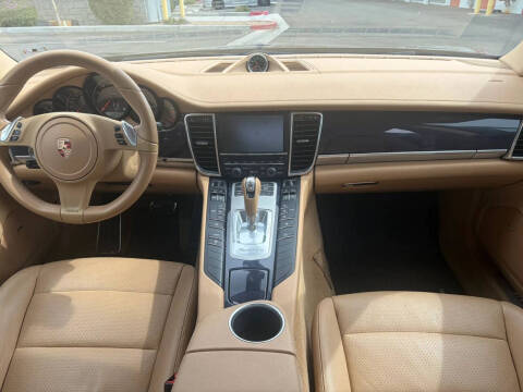 2014 Porsche Panamera