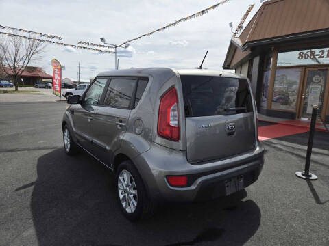 2013 Kia Soul +