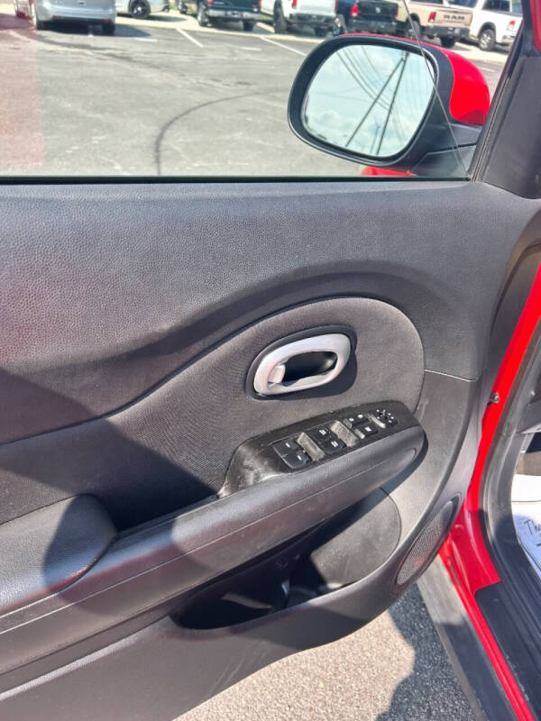 2014 Kia Soul +