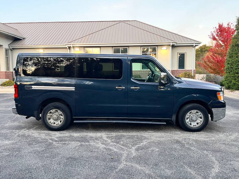 2016 Nissan NV 3500 HD SL