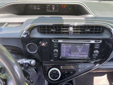 2018 Toyota Prius c Three