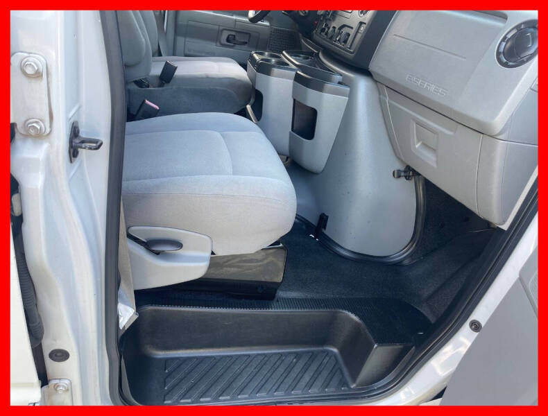 2013 Ford E-Series E-150