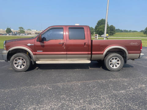 2006 Ford F-250 Super Duty for sale at B & W Auto in Campbellsville KY
