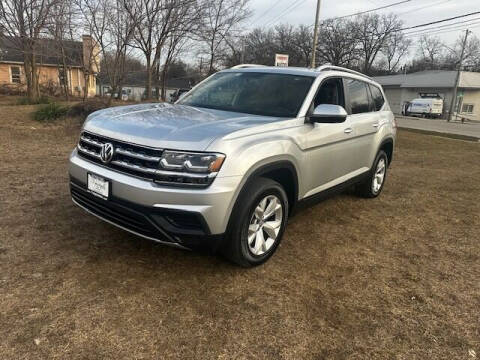 2018 Volkswagen Atlas for sale at Triangle Auto Sales in Elgin IL