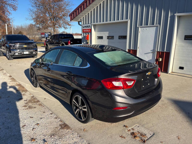 2017 Chevrolet Cruze LT Auto