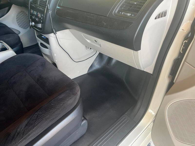 2013 Dodge Grand Caravan SE