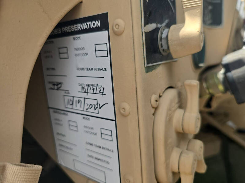 1998 AM General Hummer