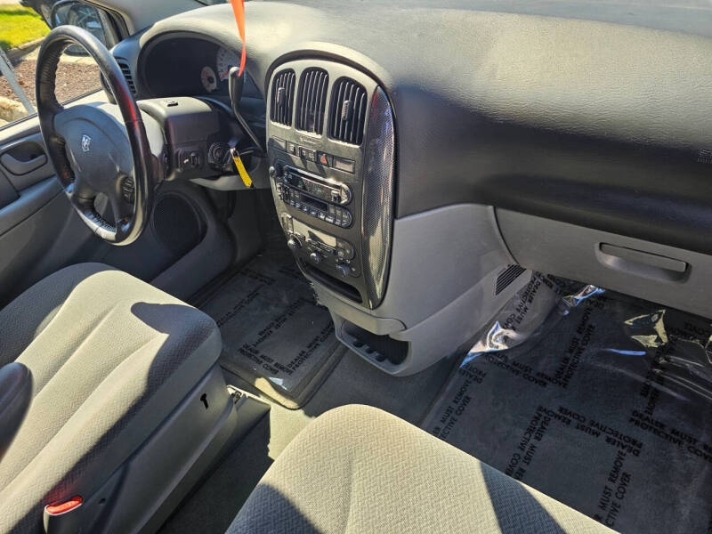 2005 Dodge Grand Caravan SXT