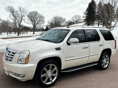 2008 Cadillac Escalade for sale at World Wide Automotive in Sioux Falls SD