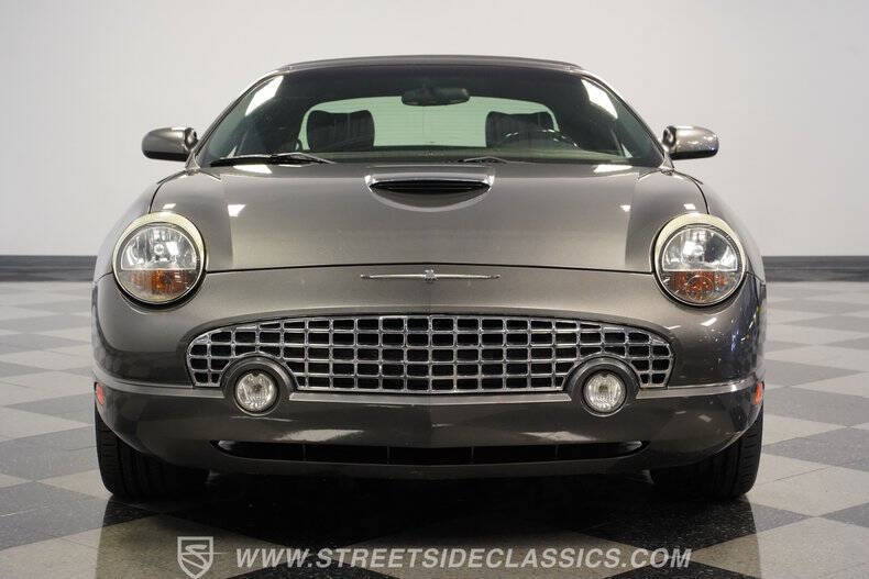 2003 Ford Thunderbird