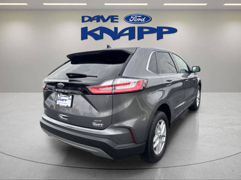 2022 Ford Edge