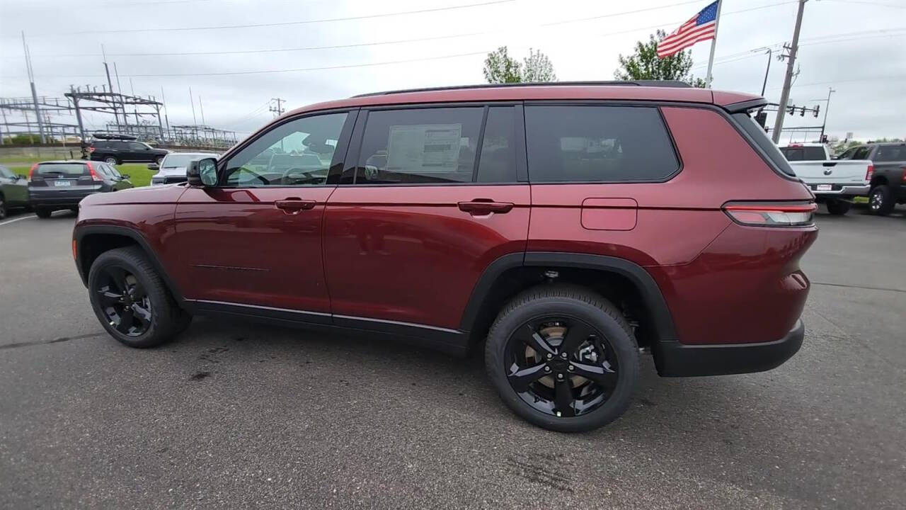 2024 Jeep Grand Cherokee L for sale at Victoria Auto Sales in Victoria, MN