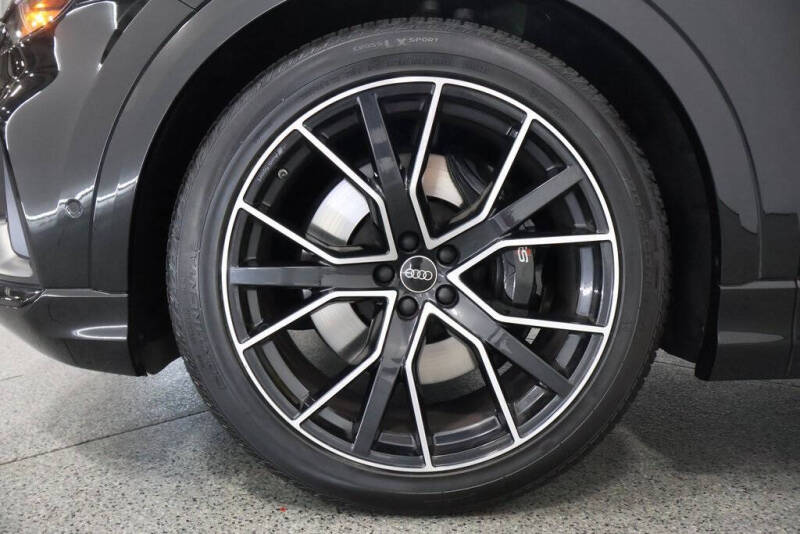 2023 Audi SQ8 4.0T quattro Premium Plus