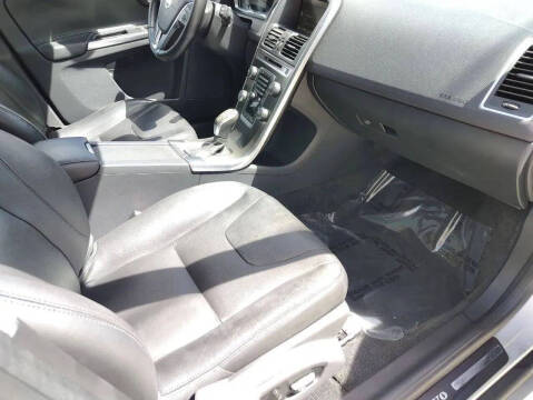 2015 Volvo XC60 T5 Drive-E Premier