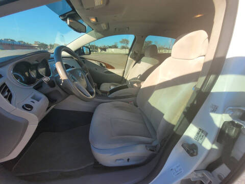 2011 Buick LaCrosse CX