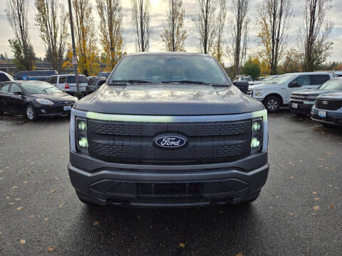 2024 Ford F-150 Lightning XLT