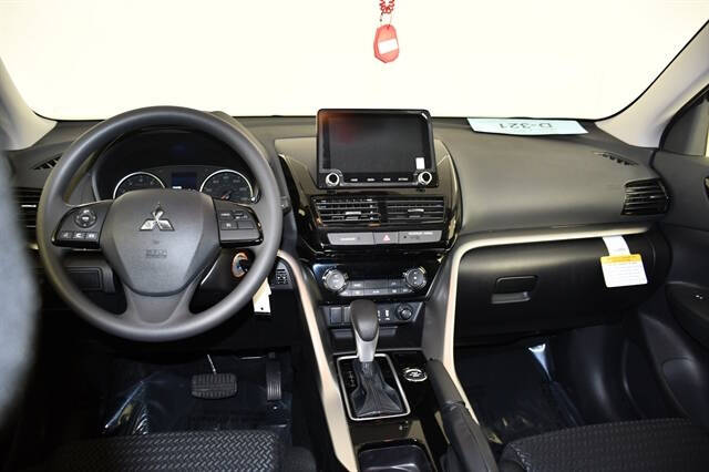 2026 Mitsubishi Eclipse Cross ES