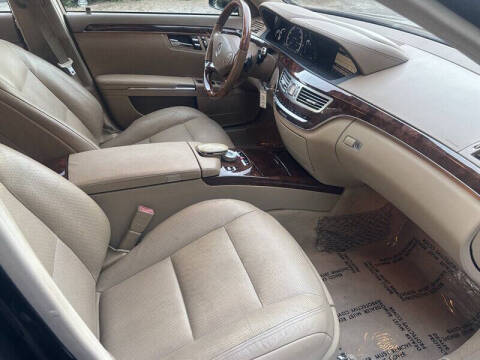 2011 Mercedes-Benz S-Class S 550 4MATIC