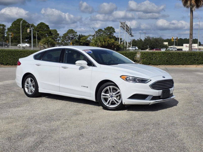 2018 Ford Fusion Hybrid SE's photo