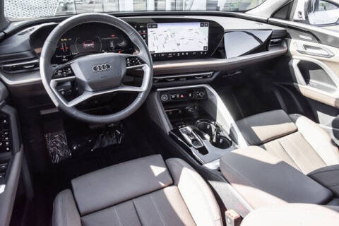 2025 Audi Q5 quattro Premium Plus TFSI