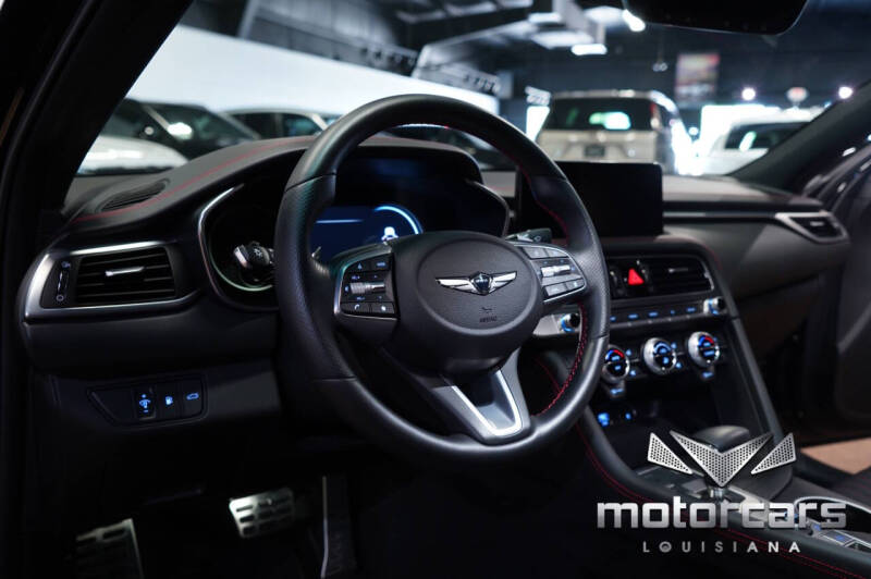 2023 Genesis G70