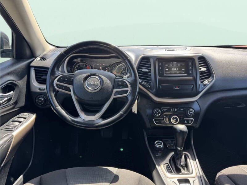 2017 Jeep Cherokee