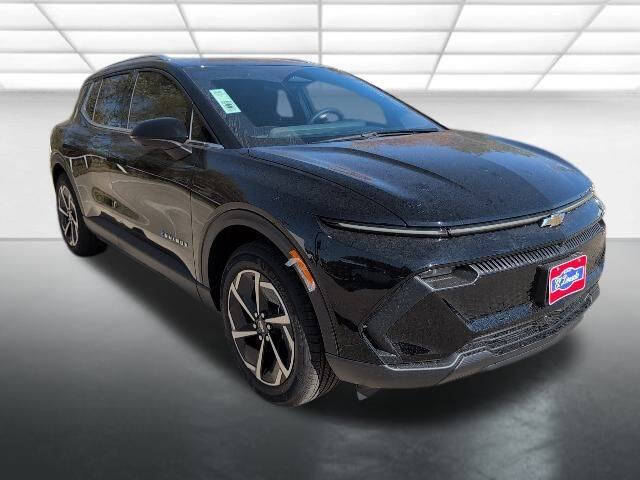 2026 Chevrolet Equinox EV 2LT's photo