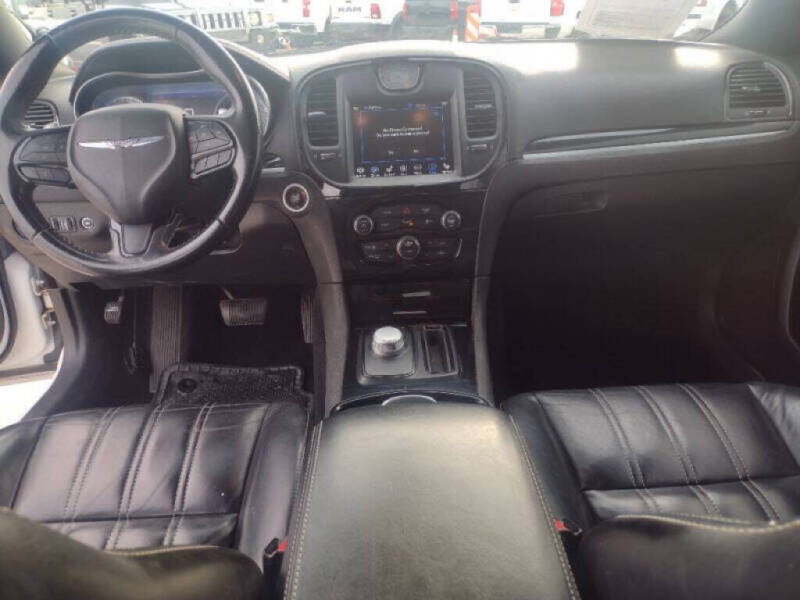 2021 Chrysler 300 S V6