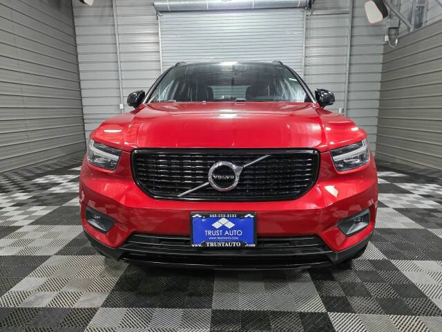 2020 Volvo XC40 T4 R-Design