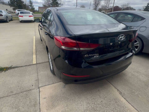 2018 Hyundai Elantra SE