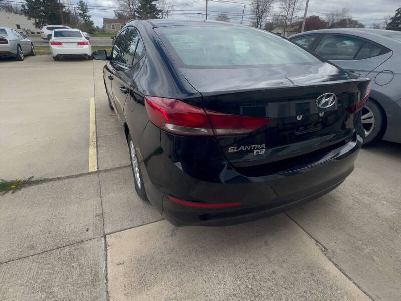 2018 Hyundai Elantra SE