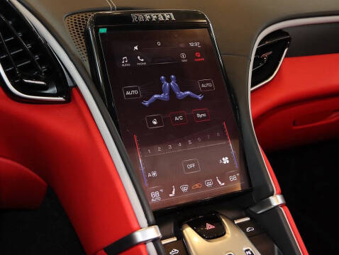 2024 Ferrari Roma Spider