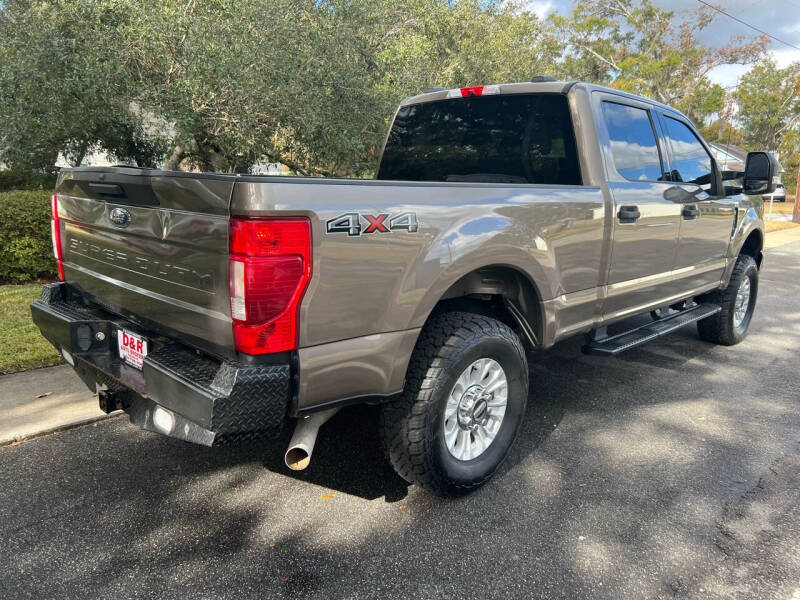 2021 Ford F-250 Super Duty XLT photo 2