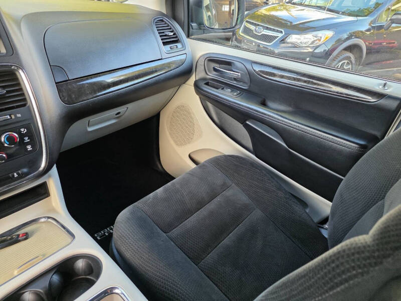 2016 Dodge Grand Caravan SXT