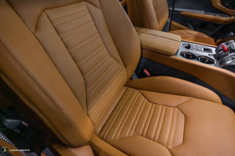 2025 Lamborghini Urus SE