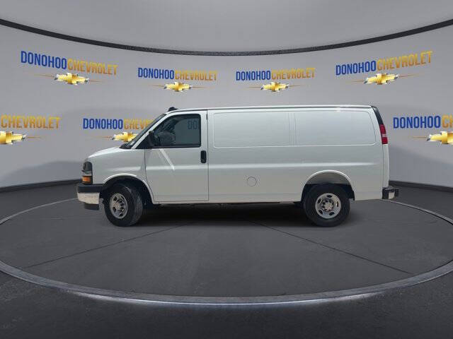2025 Chevrolet Express 2500