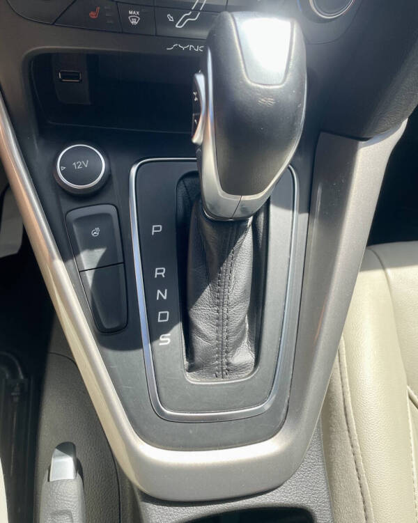 2017 Ford Focus Titanium