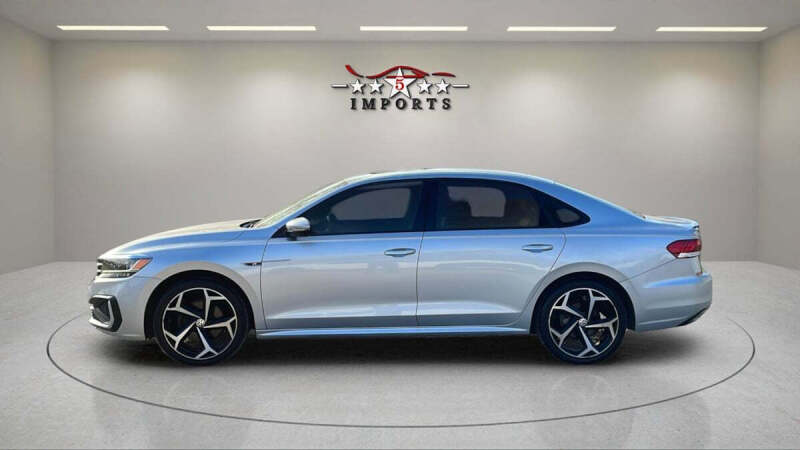 2020 Volkswagen Passat R-Line