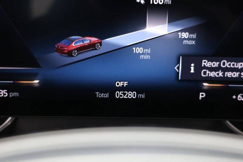 2024 BMW i7 eDrive50