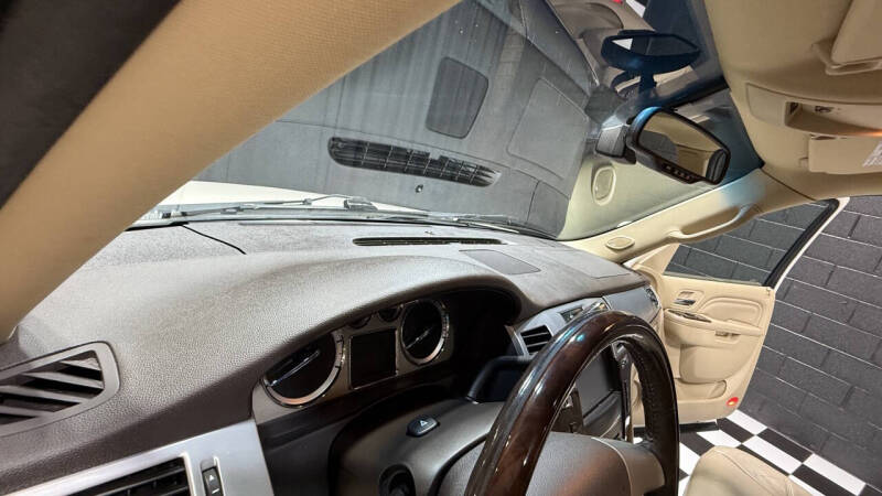 2013 Cadillac Escalade Luxury