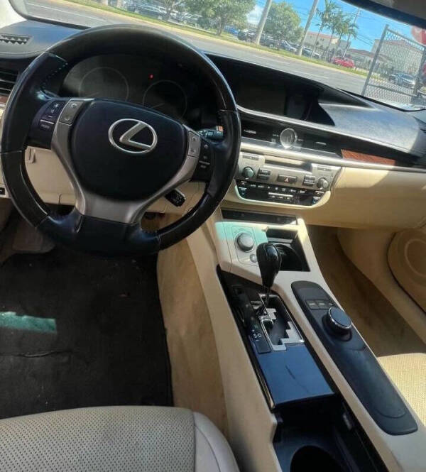 2014 Lexus ES 350