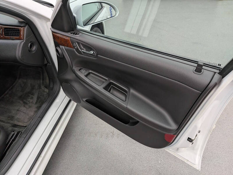 2011 Chevrolet Impala LT