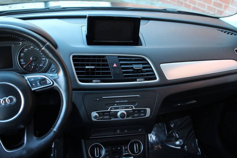 2016 Audi Q3 2.0T Premium Plus