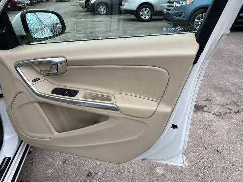 2015 Volvo S60 T5 Drive-E Premier