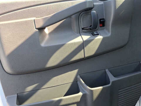 2024 Chevrolet Express 2500