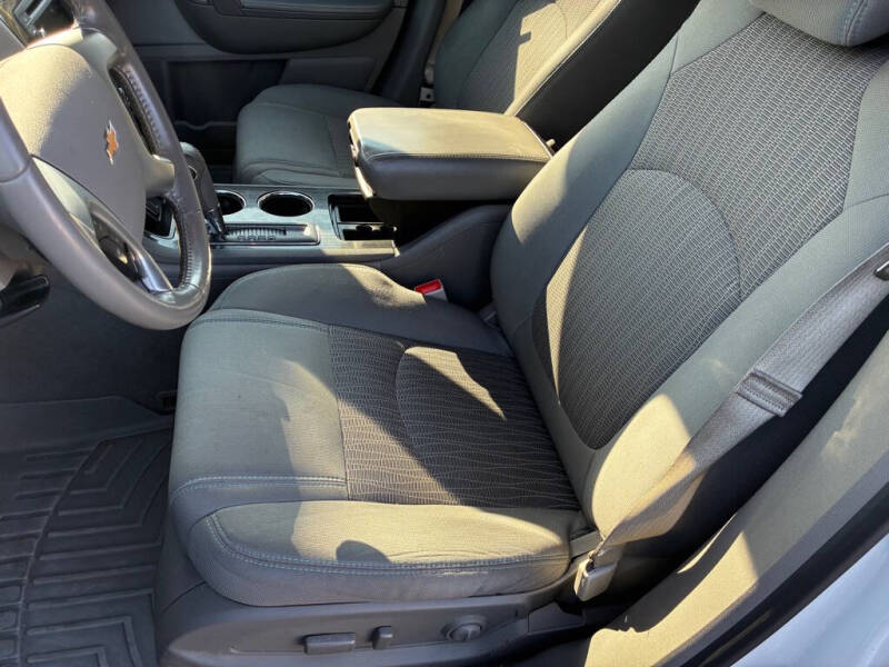 2017 Chevrolet Traverse LT