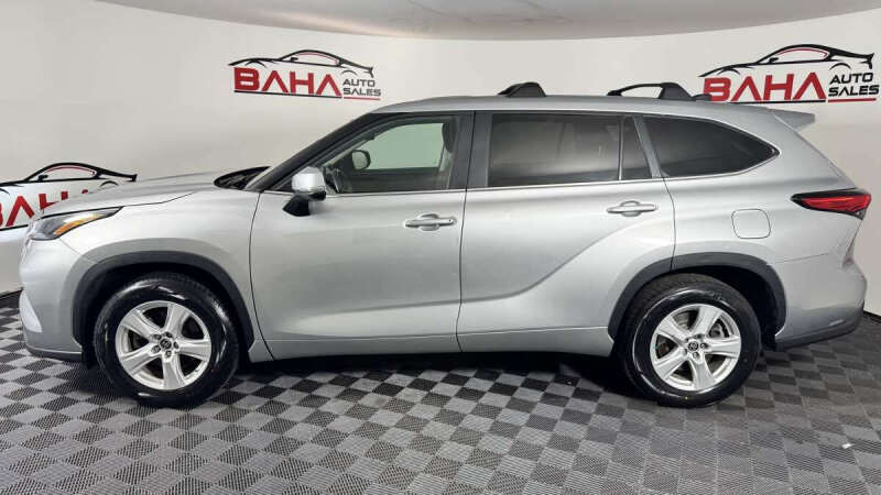 2023 Toyota Highlander LE
